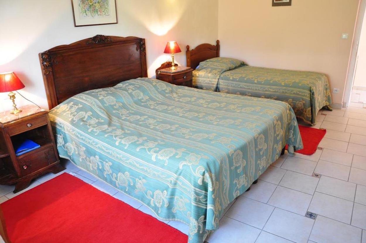 Отель La Petite Tuilerie Villefranche-sur-Cher Номер фото